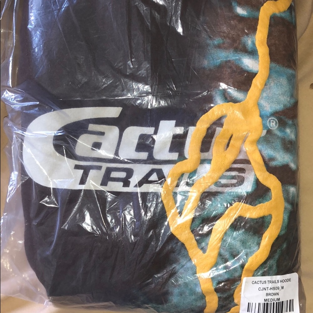 🚨SOLD🚨Travis Scott Hoodie Merch